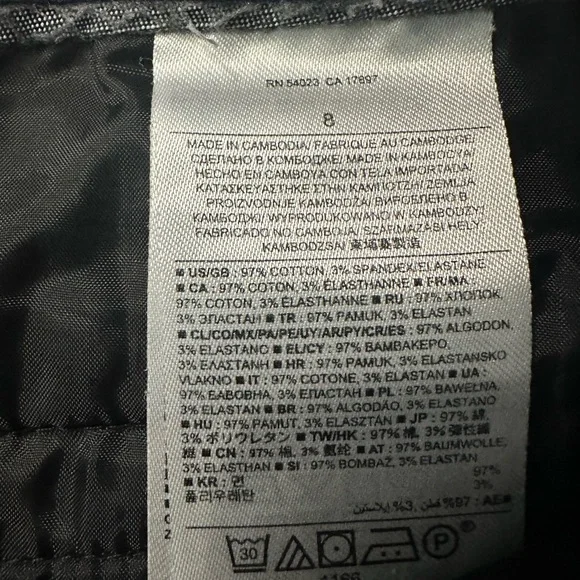 *last chance* Banana Republic | Women’s black shorts - Picture 3 of 16